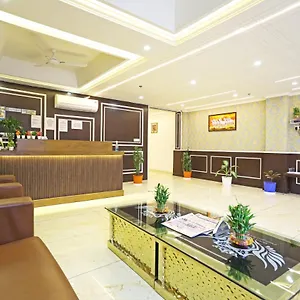 **** Hotel Decent - Delhi Airport India