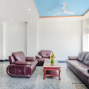 4* Hotel Collection O Season