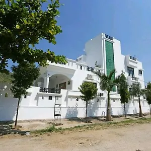 3* Hotel Eagle Eye